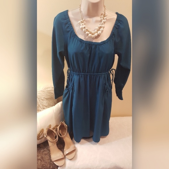 Xhilaration Dresses & Skirts - Xhilaration Teal Dress with Adjustable Waist
